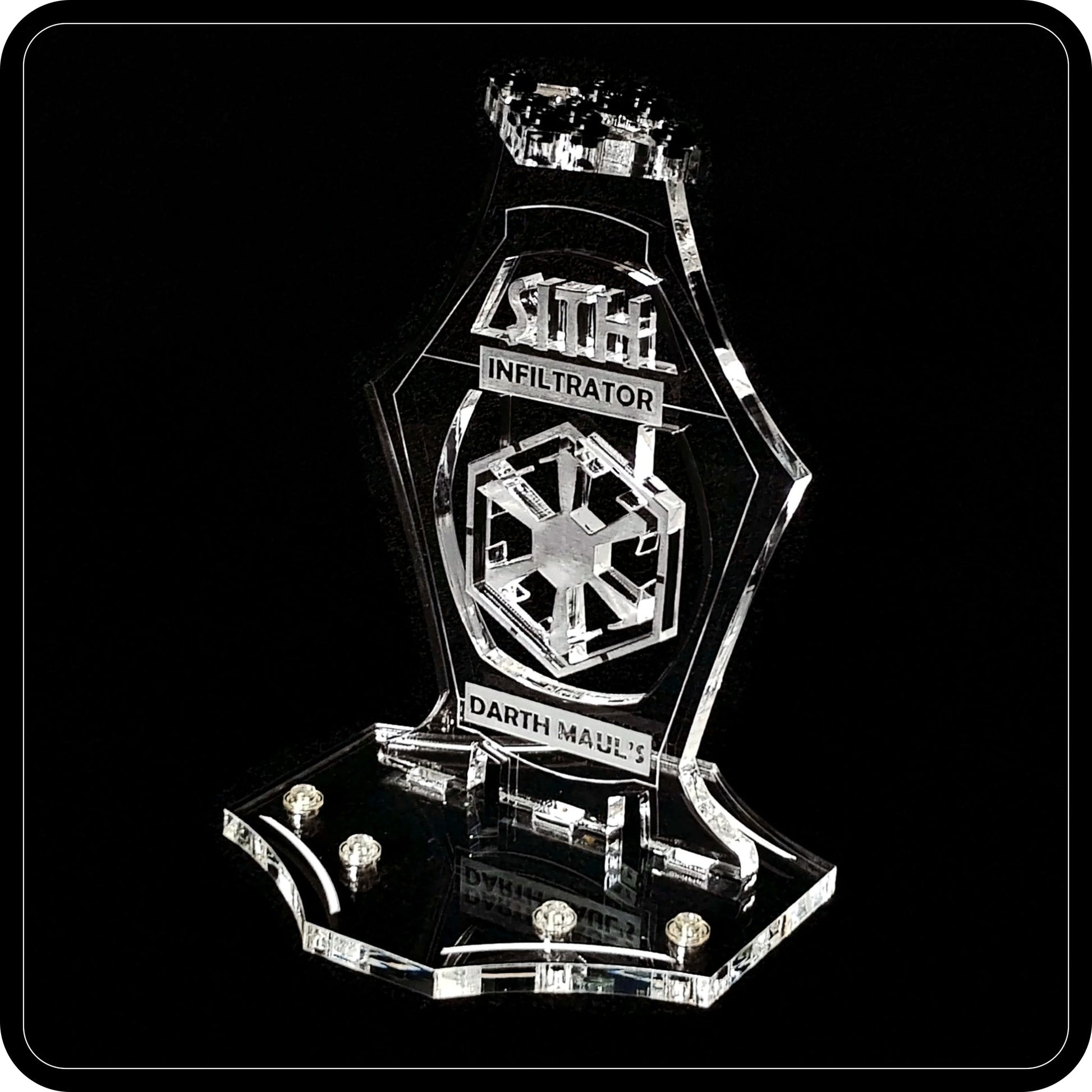 Display stand angled 3D for Lego 7961-75096 Darth Maul's Sith Interceptor +minifigures slots (A1036)-3